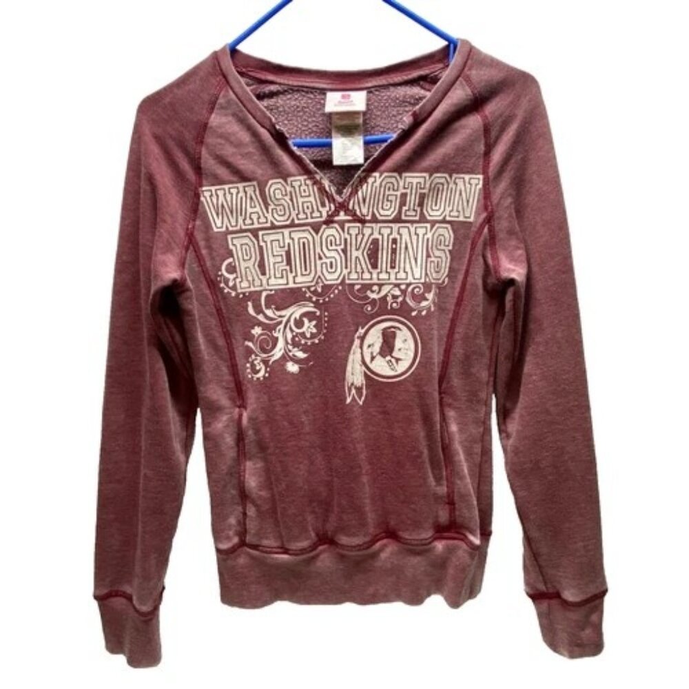 Washington Redskins NFL Teens Apparel‎ Sweatshirt Small Burgundy Distress V-Neck
